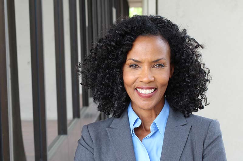 dental-patient-maturebusinesswoman