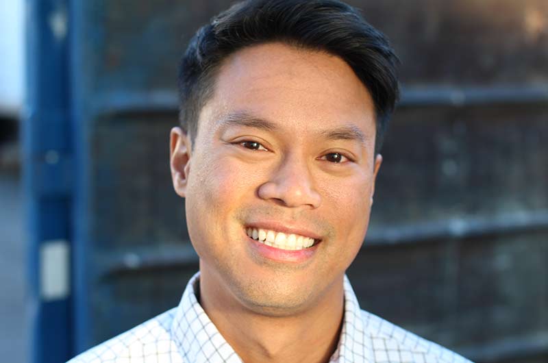 dental-patient-youngerasianmale